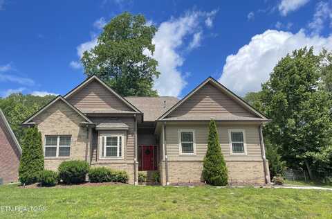 103 Crossroads Blvd, Oak Ridge, TN 37830