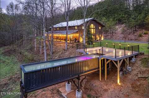1293 Laurel Lick Rd, Sevierville, TN 37862
