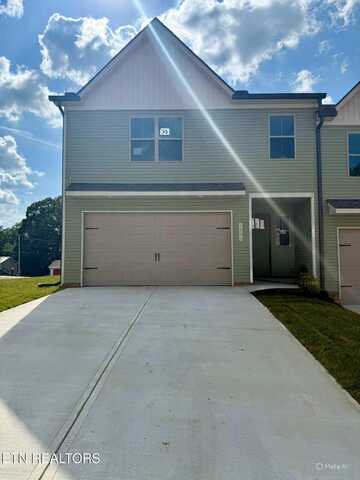1805 Bennett Village Drive, Maryville, TN 37804