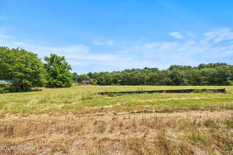 2884 Norcross Rd, Maryville, TN 37803