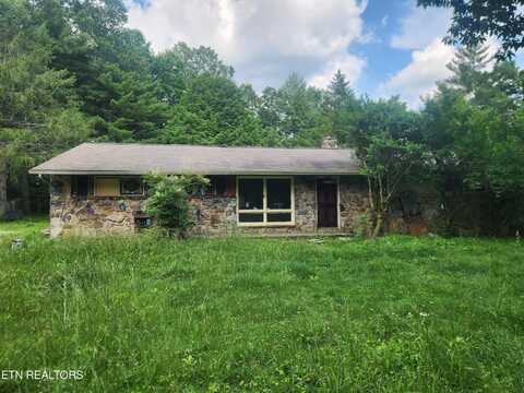 940 Old Hwy 70, Crossville, TN 38572