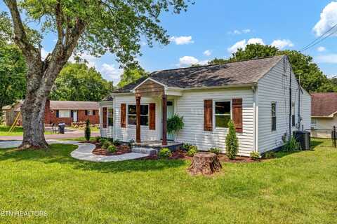 1811 Bradshaw Garden Rd, Knoxville, TN 37912