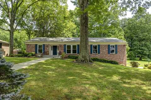 700 Kempton Rd, Knoxville, TN 37909
