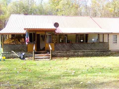 115 spur Lane, Bruceton, TN 38317