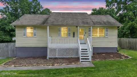 6608 Hickory Way Lane Lane, Knoxville, TN 37918