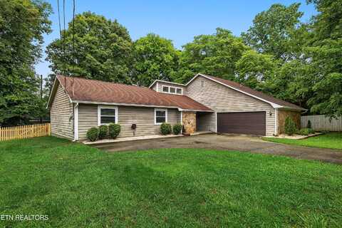 1505 Fox Hollow Tr, Knoxville, TN 37923