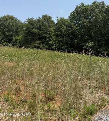 2885 Norcross Rd, Maryville, TN 37803