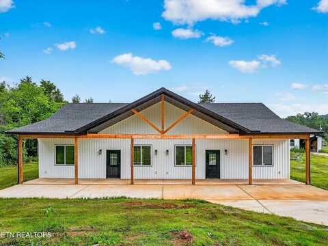 1570 W Dumplin Valley Rd, Dandridge, TN 37725