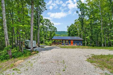 3205 Apache Rd, Jamestown, TN 38556