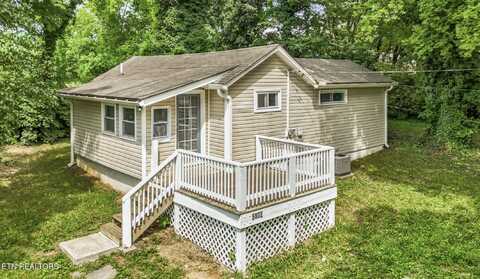 5802 N Broadway St, Knoxville, TN 37918