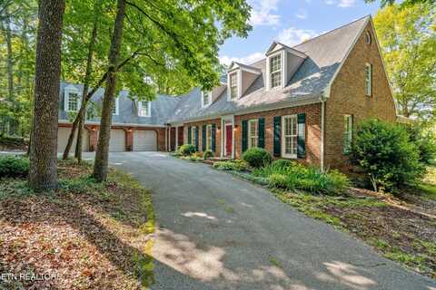 10104 Westland Drive, Knoxville, TN 37922