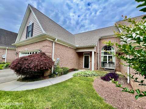 1077 Creekside Village Way, Seymour, TN 37865