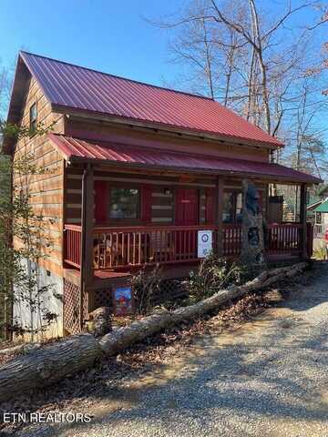 1918 Charles Lewis Way, Sevierville, TN 37876