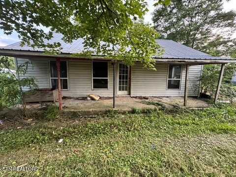 1070 W Rock Quarry Rd, Clarkrange, TN 38553