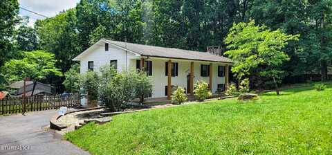 989 W Outer Drive, Oak Ridge, TN 37830
