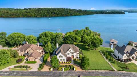 140 Chickadee Circle, Vonore, TN 37885