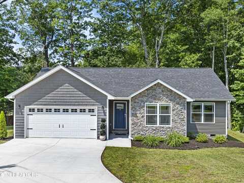 234 Storm Lane, Jacksboro, TN 37757
