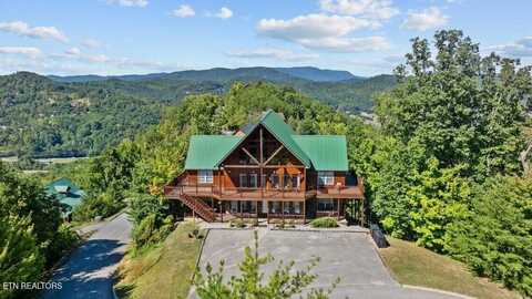 3650 Wilderness Mtn Rd, Sevierville, TN 37862