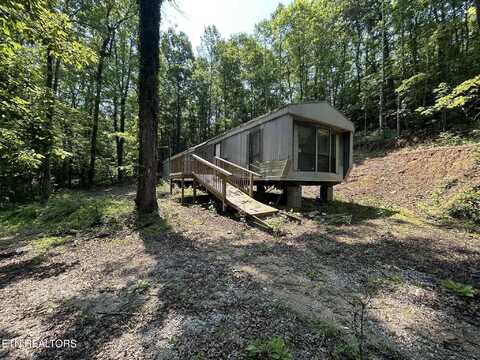 152 Hanging Rock Rd, Harriman, TN 37748