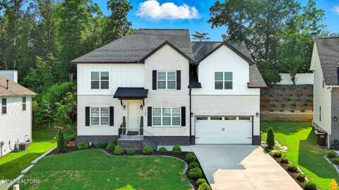 1121 Hamilton Farm Lane, Knoxville, TN 37932