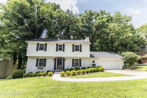 1825 Stonebrook Drive, Knoxville, TN 37923