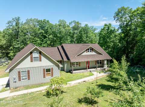 204 Forest Ridge Drive, Harriman, TN 37748