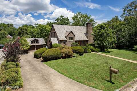 3929 Glenfield Drive, Knoxville, TN 37919