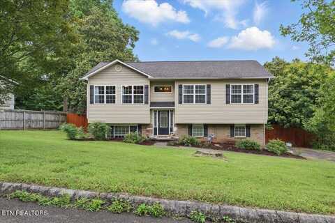 12116 W Kings Gate Rd, Farragut, TN 37934