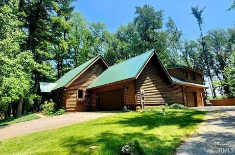 335 Lane 100 A Pine Canyon Lk, Angola, IN 46703