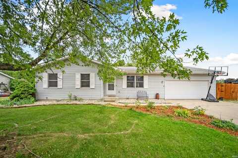 901 N Timberline Circle East, Warsaw, IN 46582