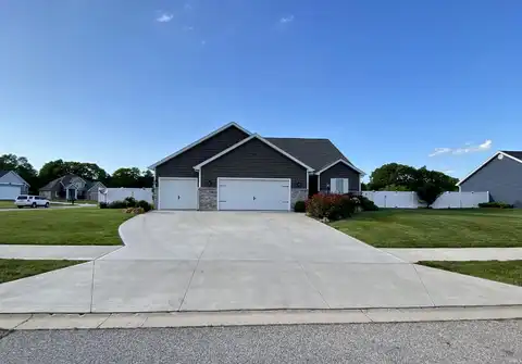 4310 E Duffy Dr Drive, Syracuse, IN 46567