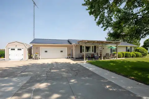 12350 Cedar Road, Bourbon, IN 46504