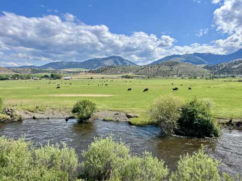 54797 Hwy. 26, Mount Vernon, OR 97865