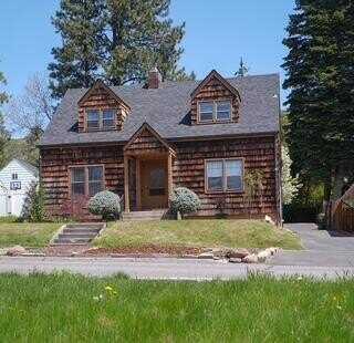 1527 Pacific Terrace, Klamath Falls, OR 97601