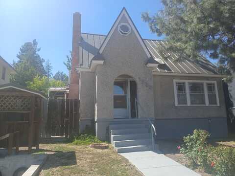 1530 Crescent Avenue, Klamath Falls, OR 97601