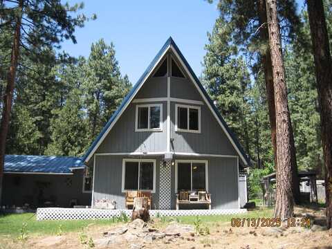 17007 Camp Day Lane, Klamath Falls, OR 97601