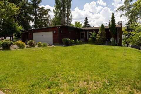 2530 Berkeley Street, Klamath Falls, OR 97601