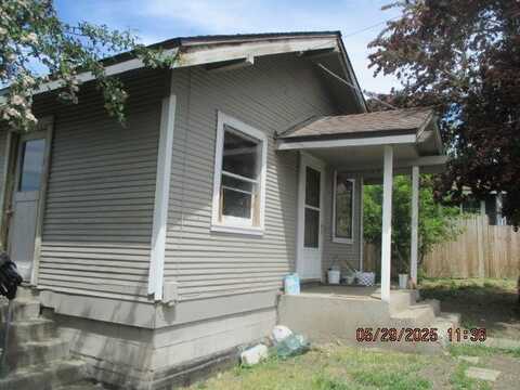 1424 Pleasant Avenue, Klamath Falls, OR 97601