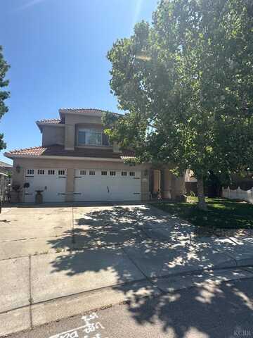 1612 Via Colabria, Gustine, CA 95322