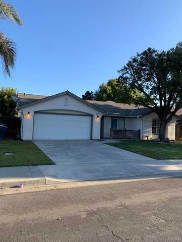 520 Pepper Drive, Hanford, CA 93230