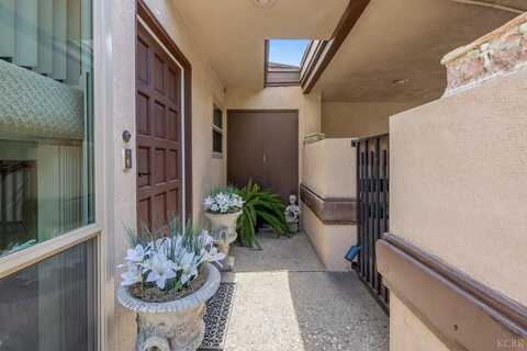1138 Gem Street, Tulare, CA 93274
