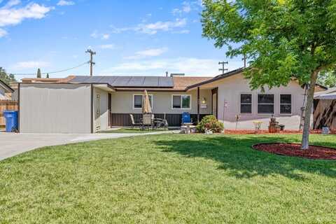 990 Linda Lane, Lemoore, CA 93245