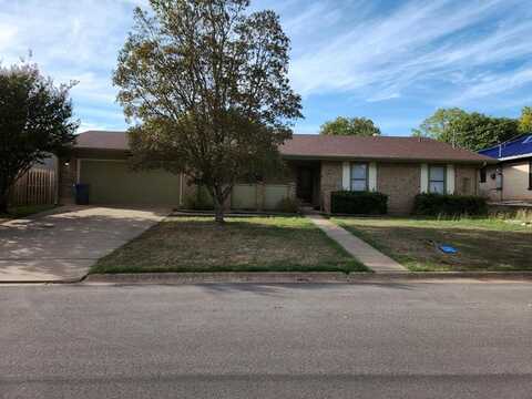 208 Erin Dr, Kerrville, TX 78028
