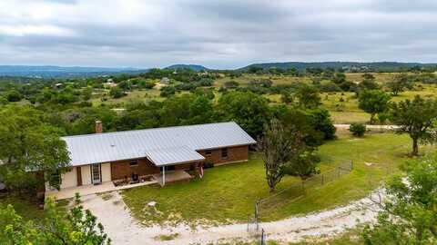 168 Stoney Hills Rd, Center Point, TX 78010