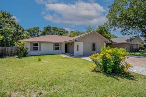 2311 Trails End, Kerrville, TX 78028