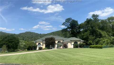 11 Larabee Lane, Winfield, WV 25213