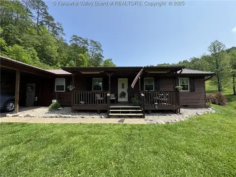 3902 Poca River Road S, Poca, WV 25159