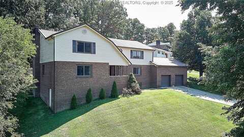 124 Morningside Drive, Elkview, WV 25071