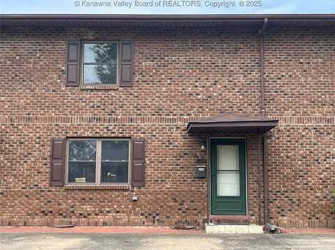2111 3rd Avenue, Nitro, WV 25142