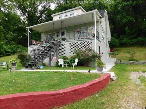 12910 Ohio Avenue, Chesapeake, WV 25315